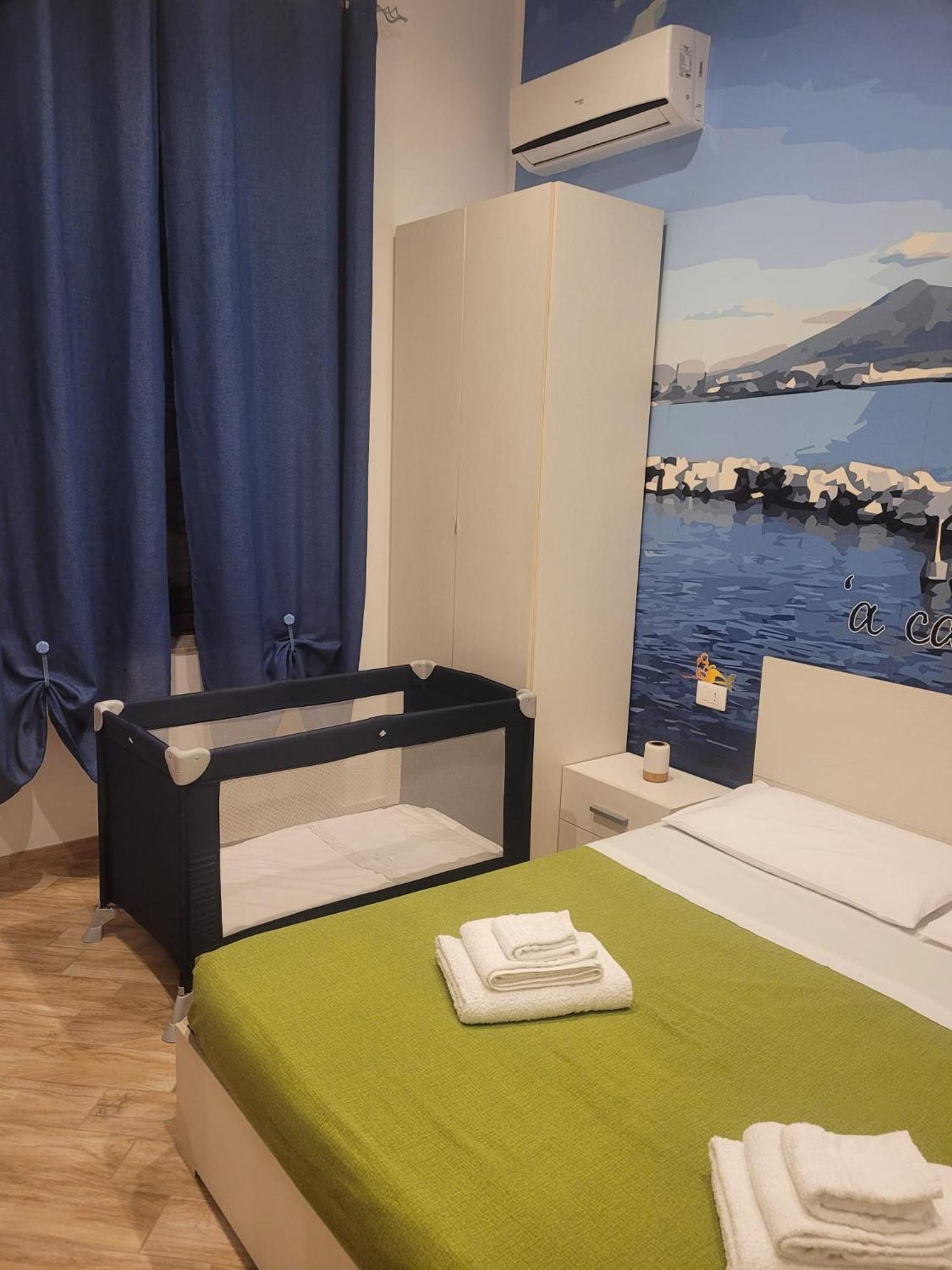 'A Casa 'E Ninu Casa Vacanze Napoli Exterior foto